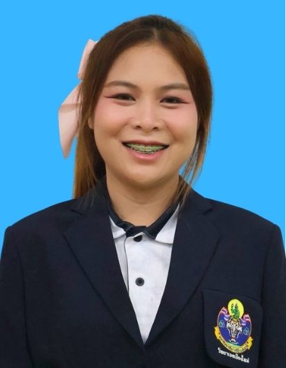 นางสาวรุ่งไพลิน